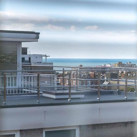 Lovely Apartment With Spectacular Views & Free Parking Hove Esterno foto