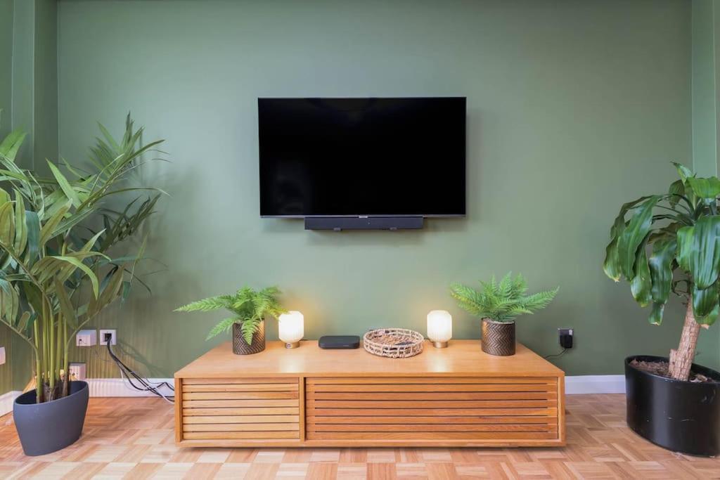 Lovely Apartment With Spectacular Views & Free Parking Hove Esterno foto