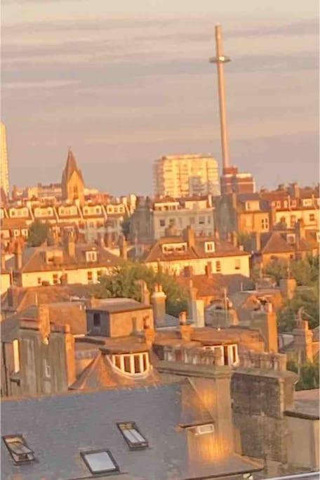 Lovely Apartment With Spectacular Views & Free Parking Hove Esterno foto