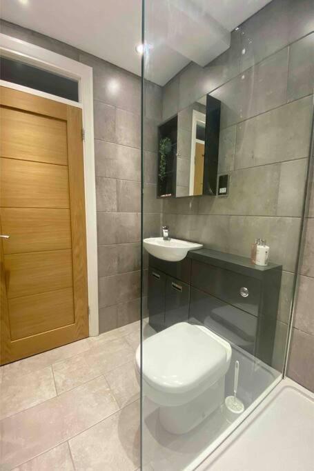 Lovely Apartment With Spectacular Views & Free Parking Hove Esterno foto