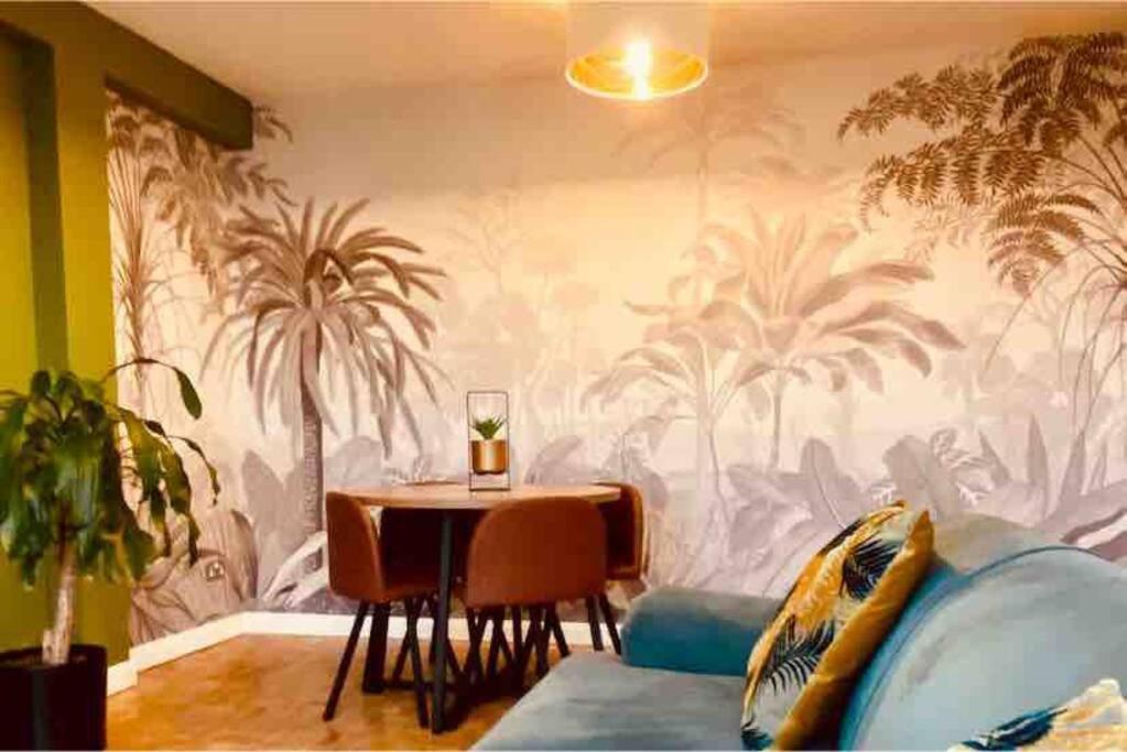 Lovely Apartment With Spectacular Views & Free Parking Hove Esterno foto